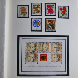 Collection timbres d'Allemagne Fédérale 1958-2002 neufs** en 3 albums.