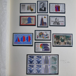 Collection timbres d'Allemagne Fédérale 1958-2002 neufs** en 3 albums.