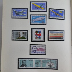 Collection timbres d'Allemagne Fédérale 1958-2002 neufs** en 3 albums.