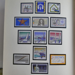 Collection timbres d'Allemagne Fédérale 1958-2002 neufs** en 3 albums.
