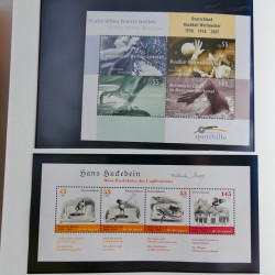 Collection timbres d'Allemagne Fédérale 1958-2002 neufs** en 3 albums.