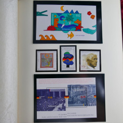 Collection timbres d'Allemagne et Berlin 1969-2004 neuf** en 2 albums.