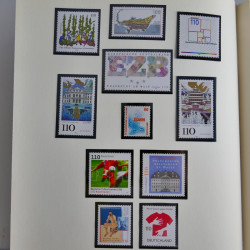 Collection timbres d'Allemagne et Berlin 1969-2004 neuf** en 2 albums.