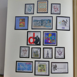 Collection timbres d'Allemagne et Berlin 1969-2004 neuf** en 2 albums.