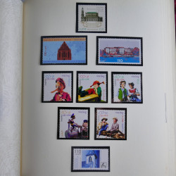 Collection timbres d'Allemagne et Berlin 1969-2004 neuf** en 2 albums.