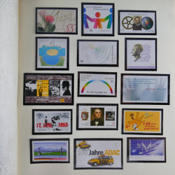 Collection timbres d'Allemagne et Berlin 1969-2004 neuf** en 2 albums.
