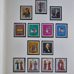 Collection timbres d'Allemagne et Berlin 1969-2004 neuf** en 2 albums.