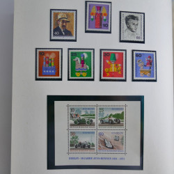 Collection timbres d'Allemagne et Berlin 1969-2004 neuf** en 2 albums.