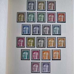 Collection timbres d'Allemagne et Berlin 1969-2004 neuf** en 2 albums.