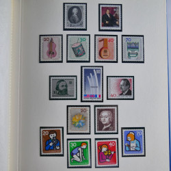 Collection timbres d'Allemagne et Berlin 1969-2004 neuf** en 2 albums.