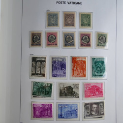 Collection timbres du Vatican 1852-2011 neufs** en 3 albums DAVO.