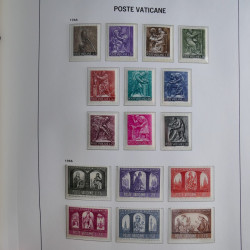 Collection timbres du Vatican 1852-2011 neufs** en 3 albums DAVO.