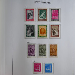 Collection timbres du Vatican 1852-2011 neufs** en 3 albums DAVO.
