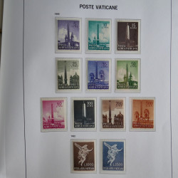 Collection timbres du Vatican 1852-2011 neufs** en 3 albums DAVO.