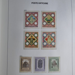 Collection timbres du Vatican 1852-2011 neufs** en 3 albums DAVO.