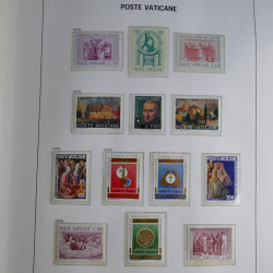 Collection timbres du Vatican 1852-2011 neufs** en 3 albums DAVO.