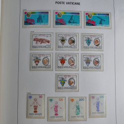 Collection timbres du Vatican 1852-2011 neufs** en 3 albums DAVO.