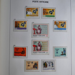 Collection timbres du Vatican 1852-2011 neufs** en 3 albums DAVO.