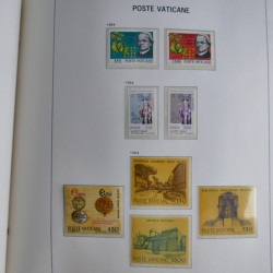 Collection timbres du Vatican 1852-2011 neufs** en 3 albums DAVO.