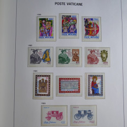 Collection timbres du Vatican 1852-2011 neufs** en 3 albums DAVO.