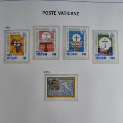 Collection timbres du Vatican 1852-2011 neufs** en 3 albums DAVO.