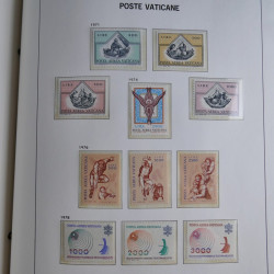Collection timbres du Vatican 1852-2011 neufs** en 3 albums DAVO.