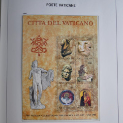 Collection timbres du Vatican 1852-2011 neufs** en 3 albums DAVO.