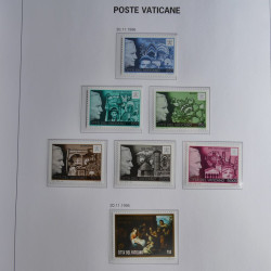 Collection timbres du Vatican 1852-2011 neufs** en 3 albums DAVO.