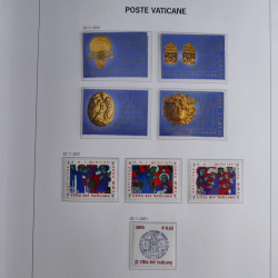 Collection timbres du Vatican 1852-2011 neufs** en 3 albums DAVO.