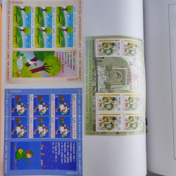 Collection timbres du Vatican 1852-2011 neufs** en 3 albums DAVO.