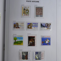Collection timbres du Vatican 1852-2011 neufs** en 3 albums DAVO.