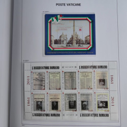 Collection timbres du Vatican 1852-2011 neufs** en 3 albums DAVO.