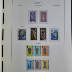 Collection timbres d'Europa CEPT 1956-1979 neufs** complet en un album.
