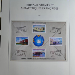 Collection timbres de T.A.A.F. 2000-2009 neufs** complet en un album.