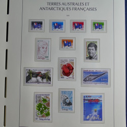 Collection timbres de T.A.A.F. 2000-2009 neufs** complet en un album.