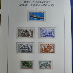 Collection timbres de T.A.A.F. 1955-1999 neufs** complet en un album.