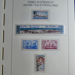 Collection timbres de T.A.A.F. 1955-1999 neufs** complet en un album.
