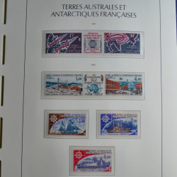 Collection timbres de T.A.A.F. 1955-1999 neufs** complet en un album.