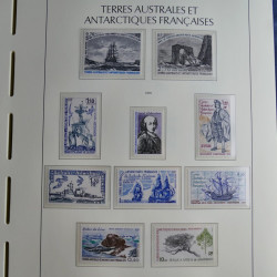 Collection timbres de T.A.A.F. 1955-1999 neufs** complet en un album.