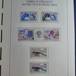 Collection timbres de T.A.A.F. 1955-1999 neufs** complet en un album.