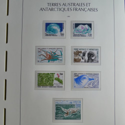 Collection timbres de T.A.A.F. 1955-1999 neufs** complet en un album.