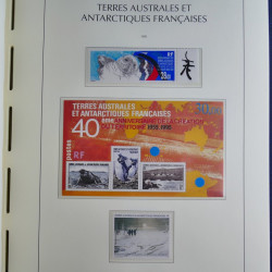 Collection timbres de T.A.A.F. 1955-1999 neufs** complet en un album.