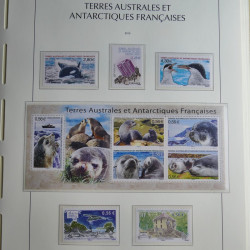 Collection timbres de T.A.A.F. 2010-2019 neufs** complet en un album.