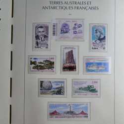 Collection timbres de T.A.A.F. 2010-2019 neufs** complet en un album.