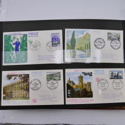 Collection enveloppes premier jour d'émission de France 1960-1978 en 5 albums.