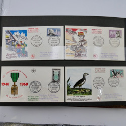 Collection enveloppes premier jour d'émission de France 1960-1978 en 5 albums.