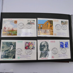 Collection enveloppes premier jour d'émission de France 1960-1978 en 5 albums.