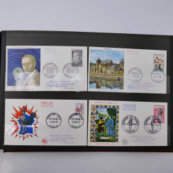 Collection enveloppes premier jour d'émission de France 1960-1978 en 5 albums.