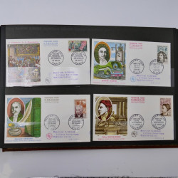 Collection enveloppes premier jour d'émission de France 1960-1978 en 5 albums.