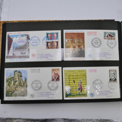 Collection enveloppes premier jour d'émission de France 1960-1978 en 5 albums.